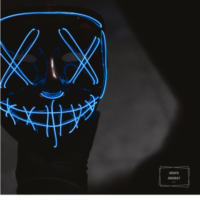 Máscara Led La Purga